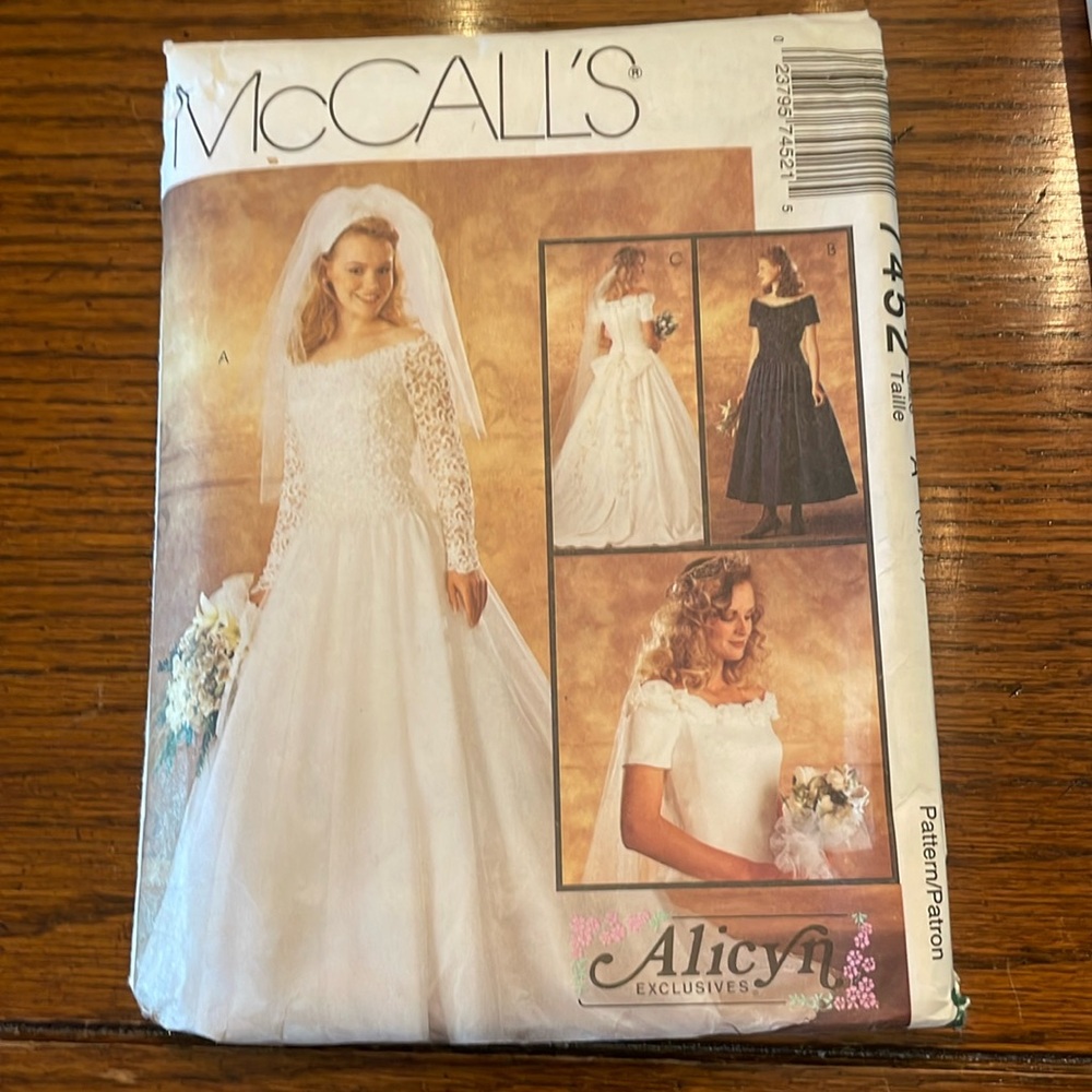 McCalls 7452 Wedding Dress Pattern